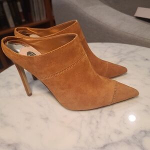 River Island Tan Suede Heels